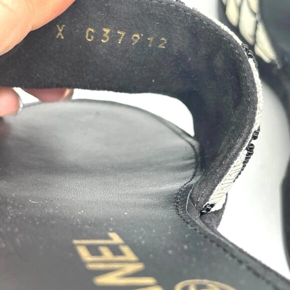 CHANEL 21A  Embroidered Pearl CC Suede Flat Slide Mules Sandals Shoes - Picture 12 of 15